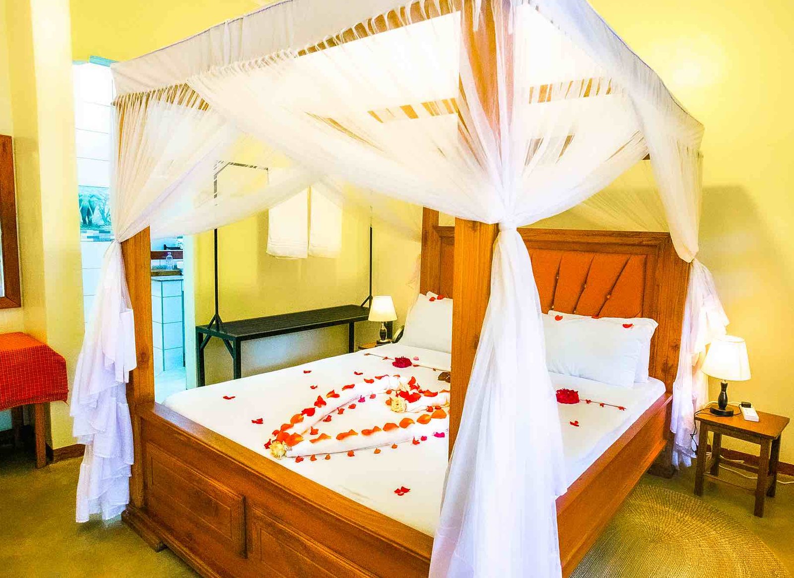 Under the Shade - Gallery Image 1