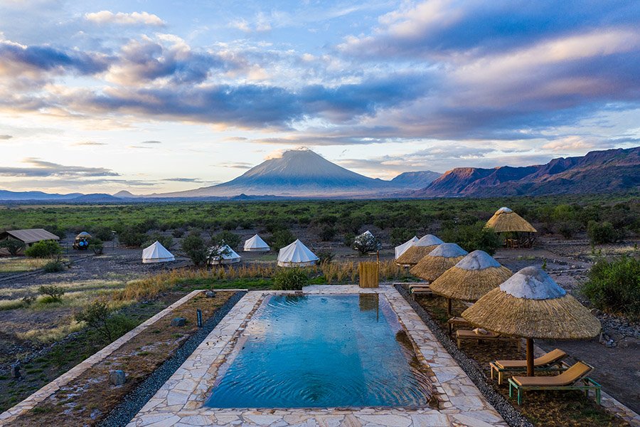 Africa Safari Lake Natron – lodge accommodation in Serengeti National Park, Tanzania