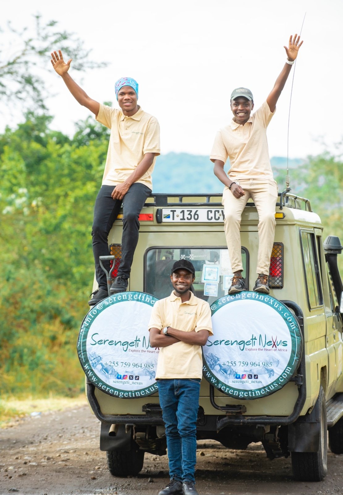Journey with us to the heart of the Serengeti and witness the wild like never before! Experience the rhythm of nature, where lions roam, elephants wander, and the great migration unfolds. 🦁🌿

#SerengetiAdventure #WildlifeWonder